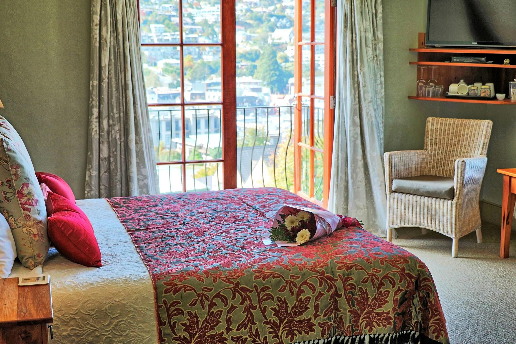 Browns Boutique Hotel Queenstown Exterior photo